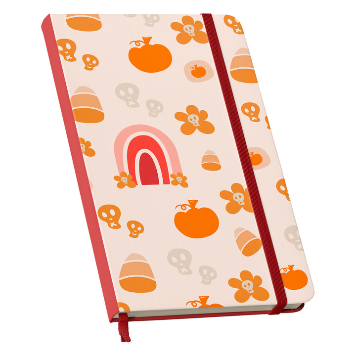 Taccuino Halloween dell'album Witchy Wonder di WonderValy: copertina soft touch in 8 colori, con chiusura e segnalibro coordinati